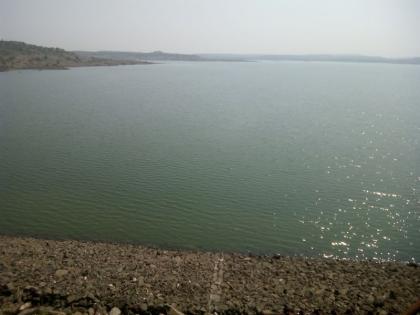  Large water storage in Ojarkkheda lake in Muktainagar taluka | मुक्ताईनगर तालुक्यातील ओझरखेडा तलावात झाला मोठा जलसाठा