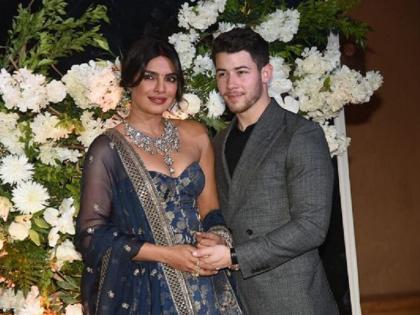 PICS: priyanka chopra and nick jonas wedding reception | PICS : और ये है मेरे पति निक जोनास...! रिसेप्शनमध्ये प्रियांकाने करून दिली नव-याची ओळख!!