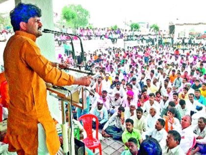 Delay of reservation due to time-consuming government: Gopichand Padalkar | सरकारच्या वेळकाढूपणामुळे आरक्षणाला विलंब - गोपीचंद पडळकर