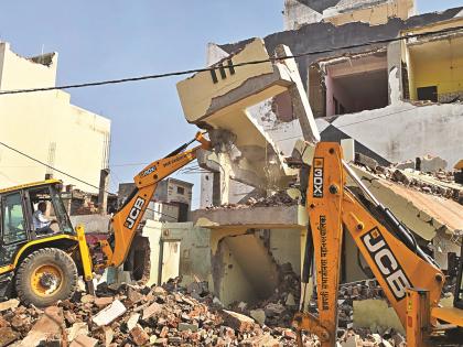 पडेगाव, मिस्बाह कॉलनीतील १०० फूट रस्त्यावरील ५५ मालमत्ता भुईसपाट