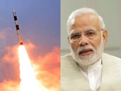 Scientists also showed in the crisis of Kovid, Modi praised ISRO | कोविडच्या संकटातही शास्त्रज्ञांनी करुन दाखवलं, मोदींकडून इस्रोचं कौतुक