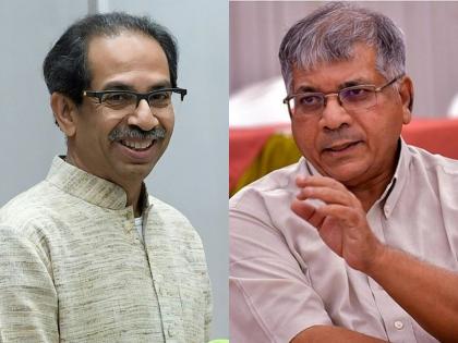 Uddhav government's step on Modi's footsteps, Prakash Ambedkar's criticism on e-pass issue | कोविडचं नाटक बंद करुन खऱ्या प्रश्नांकडे लक्ष द्या, ई-पास मुद्द्यावरुन प्रकाश आंबेडकरांची टीका