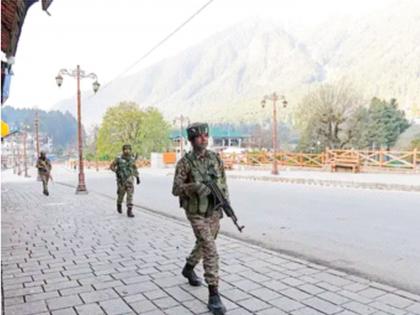 The situation in the tourism sector is more serious than Corona, the Pahalgam terrorist attack has hit Kashmir hard | पर्यटन क्षेत्राची स्थिती कोरोनापेक्षाही गंभीर, पहलगाम दहशतवादी हल्ल्याचा काश्मीरला मोठा फटका The situation in the tourism sector is more serious than Corona, the Pahalgam terrorist attack has hit Kashmir hard | पर्यटन क्षेत्राची स्थिती कोरोनापेक्षाही गंभीर, पहलगाम दहशतवादी हल्ल्याचा काश्मीरला मोठा फटका