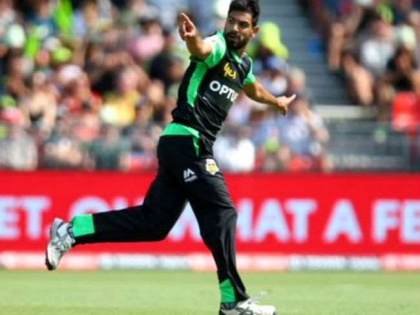 Thepakistani bowler haris rauf throat slashing celebration after getting a wicket; Shocking video viral | विकेट मिळवल्यावर 'या' गोलंदाजाने केली गळा कापून टाकण्याची कृती; धक्कादायक व्हिडीओ वायरल