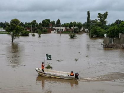 India-Pakistan: India showed a big heart..; alerted Pakistan about floods, discussions were held for the first time after Operation Sindoor | भारताने दाखवले मोठे मन; पाकिस्तानला पुराबाबत केले सतर्क, ऑपरेशन सिंदूर नंतर पहिल्यांदाच चर्चा India-Pakistan: India showed a big heart..; alerted Pakistan about floods, discussions were held for the first time after Operation Sindoor | भारताने दाखवले मोठे मन; पाकिस्तानला पुराबाबत केले सतर्क, ऑपरेशन सिंदूर नंतर पहिल्यांदाच चर्चा