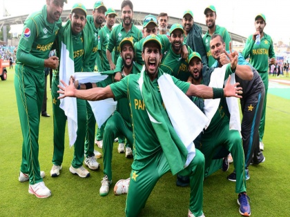 India's son-in-law will be another Pakistani cricketer after Shoaib | शोएबनंतर आणखी एक पाकिस्तानी क्रिकेटर होणार भारताचा जावई