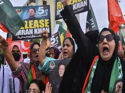 Imran Khan supporters stage a huge protest in Pakistan, more than 500 people arrested! What happened? | इम्रान खान समर्थकांचा पाकिस्तानात मोठा राडा, ५००हून अधिक लोकांना अटक! झालं काय? Imran Khan supporters stage a huge protest in Pakistan, more than 500 people arrested! What happened? | इम्रान खान समर्थकांचा पाकिस्तानात मोठा राडा, ५००हून अधिक लोकांना अटक! झालं काय?