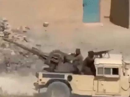 Pakistan is running away on the Afghan border; Talibani fighters blown up durand line check post | एलओसीवर तोफा थंडावत नाहीत तोच, अफगाणिस्तान सीमेवर पाकिस्तानची पळापळ; चौकीच उडविली... Pakistan is running away on the Afghan border; Talibani fighters blown up durand line check post | एलओसीवर तोफा थंडावत नाहीत तोच, अफगाणिस्तान सीमेवर पाकिस्तानची पळापळ; चौकीच उडविली...