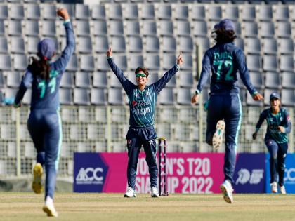 Pakistan beat India by 13 runs in INDW vs PAKW Asia Cup 2022  | INDW vs PAKW: भारताचा विजयरथ पाकिस्तानने रोखला; आशिया चषकात मोठा धक्का बसला