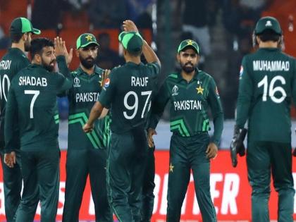 ICC CWC 2023, Pakistan: Will the rain come to the rescue again, take Pakistan to the semi-finals? The information is coming up | पाऊस पुन्हा मदतीला धावणार, पाकिस्तानला उपांत्य फेरीत पोहोचवणार? समोर येतेय अशी माहिती