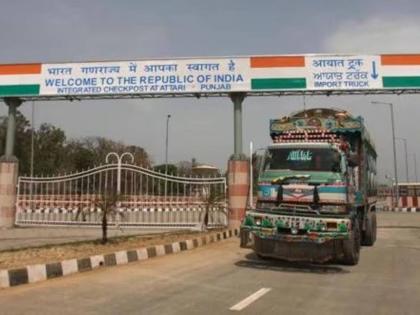 India's helping hand to Afghanistan! Special assistance provided through Attari; Showed to Pakistan | अफगाणिस्तानला भारताचा मदतीचा हात! अटारी मार्गे केली विशेष मदत; पाकिस्तानला दाखवून दिले India's helping hand to Afghanistan! Special assistance provided through Attari; Showed to Pakistan | अफगाणिस्तानला भारताचा मदतीचा हात! अटारी मार्गे केली विशेष मदत; पाकिस्तानला दाखवून दिले