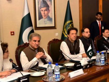 Pakistan Government hold High-level meeting on Kashmir Issue | सैरभैर पाकिस्तानकडून काश्मीरबाबत होणार मोठा निर्णय; पाकमध्ये उच्चस्तरीय बैठक सुरु 