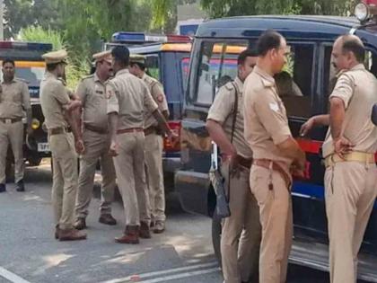 22 Pakistanis used to live in Hindu names one who forged documents was also arrested | धक्कादायक! हिंदू नाव वापरुन २२ पाकिस्तानी राहायचे, बनावट कागदपत्रे बनवून देणाराही अटकेत