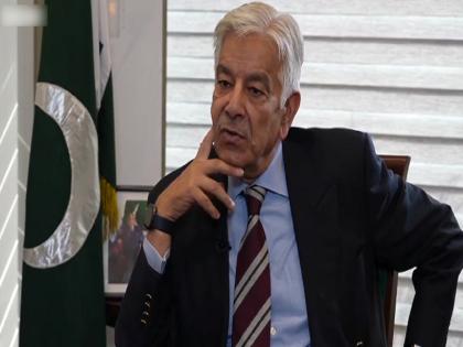 Khawaja Muhammed Asif: 'India five times bigger than us, but we fought with strength of military power...', Pakistan's Defense Minister again lashed out | 'लष्करी शक्तीच्या जोरावर पाच पट मोठ्या भारताला...', पाकिस्तानच्या संरक्षणमंत्र्यांनी पुन्हा गरळ ओकली