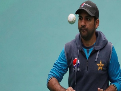 India Vs Pakistan, ICC World Cup 2019, Latest News : Sarfaraz Ahmed’s uncle bats for men in blue | India Vs Pakistan, Latest News: पाकिस्तानच्या कर्णधाराला 'घरचा' अहेर; काकांचा पाठिंबा भारतीय संघाला