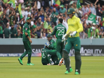 ICC World Cup 2019 : Pakistan top of the league in dropped catches in world cup 2019 | ICC World Cup 2019 : असा एक 'पराक्रम' ज्यात पाकिस्तानी अव्वल, भारतीय संघ तळाला! 