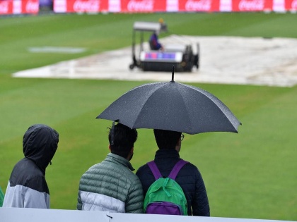 ICC World Cup 2019 : Pakistan vs Sri Lanka Match has been abandoned, both sides have been awarded a point | ICC World Cup 2019 : पाच तासांच्या प्रतिक्षेनंतर पाकिस्तान-श्रीलंका सामना रद्द