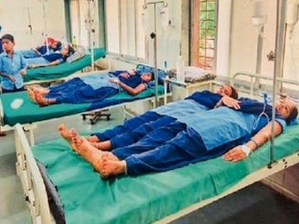 500 students food poisoning in Palghar; Suspicion of serving stale vegetables in food; 332 students are undergoing treatment | पालघरमध्ये ५०० विद्यार्थ्यांना अन्नातून विषबाधा; जेवणात शिळी भाजी दिल्याचा संशय; ३३२ विद्यार्थ्यांवर उपचार सुरू