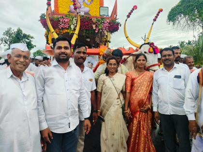 sant tukaram maharaj palkhi stay nimgav ketki in ashadhi wari | Ashadhi Wari: पंढरीचा वारकरी, वारी चुको न दे हरी..' अशा भावनेसह तुकोबांचे निमगाव केतकीत आगमन