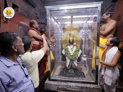 pandharpur vitthal bulletproof glass cover know the important reasons | पंढरपूरच्या 'विठ्ठला'स बुलेटप्रूफ काचेचे आवरण; जाणून घ्या महत्वाचं कारणं?