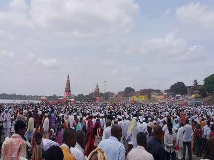 Pandharpur Wari: Gliding flyover on circular route | प्रदक्षिणा मार्गावर सरकता उड्डाणपूल