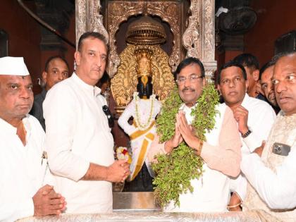  Minister Sudhir Mungantiwar inspected the Namsankirtan Hall in Pandharpur  | पंढरपुरातील नामसंकीर्तन सभागृहाचे काम अंतिम टप्प्यात; सुधीर मुनगंटीवार यांनी केली पाहणी