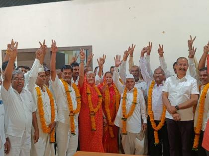 Dhule Victory of Mahavikas Panel in Nagaon Seva Cooperative Society | धुळे : नगाव सेवा सहकारी सोसायटीत महाविकास पॅनलचा विजय