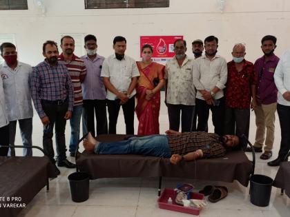 Blood donation camp in Panhala, 30 people donated blood | पन्हाळ्यात लोकमतचे रक्तदान शिबीर उत्साहात, ३० जणांनी केले रक्तदान