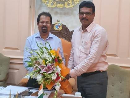 panaji mayor uday madkaikar meets mumbai mayor vishwanath mahadeshwar | पणजीच्या महापौरांनी घेतली मुंबईच्या महापौरांची भेट