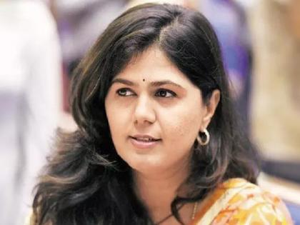 Bihar's success Modi's victory, Pankaja Munde avoided Fadnavis' name? | बिहारचं यश मोदींच्या नेतृत्वाचा विजय, पंकजा मुंडेंनी फडणवीसांचं नाव टाळलं