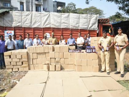 Liquor stock worth 76 lakh seized in Panvel taluka, | Panvel Crime | पनवेल तालुक्यात ७६ लाखांचा मद्यसाठा जप्त, कोपरा गावाच्या हद्दीतीतील घटना