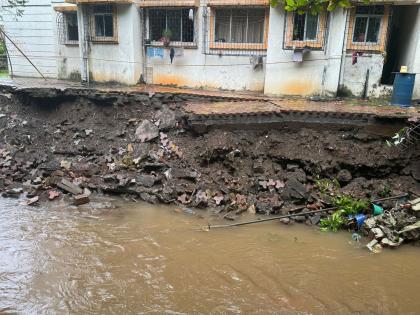 Panvel: Safety wall of Cauvery society in Kharghar collapses; 56 flat holders in three wings at risk    | Panvel: खारघर मधील कावेरी सोसायटीची सुरक्षा भिंत कोसळली ;तीन विंग मधील 56 फ्लॅट धारकांना धोका   