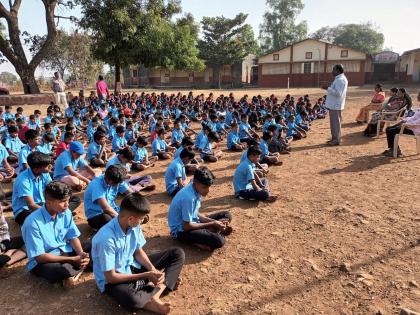 Violation of the rights of those tribal students; Human Rights Commission issues notice to the Chief Secretary | त्या आदिवासी विद्यार्थ्यांच्या हक्कांचे उल्लंघन; मानवी हक्क आयोगाची मुख्य सचिवांना नोटीस