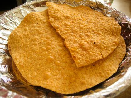 Shevaya, almost a housewife for making papad | शेवया, पापड बनविण्यासाठी गृहिणींची लगबग