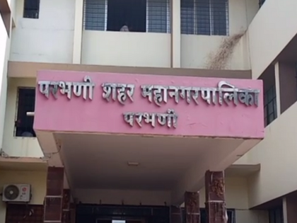 Municipal employees' questions remain unanswered; Avoid sending a proposal to the Seventh Pay Commission | महापालिका कर्मचाऱ्यांचे प्रश्न अधांतरीच; सातव्या वेतन आयोगाचा प्रस्ताव पाठविण्यास टाळाटाळ