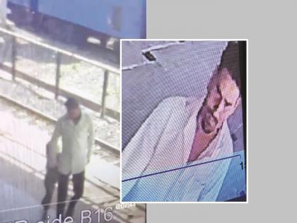 Beed Crime: Parali Railway Station Rape case: The sick mother fell asleep, and in the meantime, the drunkard picked up the girl child, threw her into the bushes after raping, torturing | आईला झोप लागली, इतक्यात दारुड्याने चिमूकलीला उचललं, अत्याचारानंतर झुडपात फेकलं Beed Crime: Parali Railway Station Rape case: The sick mother fell asleep, and in the meantime, the drunkard picked up the girl child, threw her into the bushes after raping, torturing | आईला झोप लागली, इतक्यात दारुड्याने चिमूकलीला उचललं, अत्याचारानंतर झुडपात फेकलं
