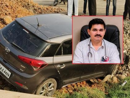 The health messenger of the poor is lost! Parli's well-known Dr. Accidental death of Valmik Munde | पुलाच्या अर्धवट कामाचा बळी! परळीचे सुप्रसिद्ध डॉ. वाल्मीक मुंडे यांचा अपघातात मृत्यू