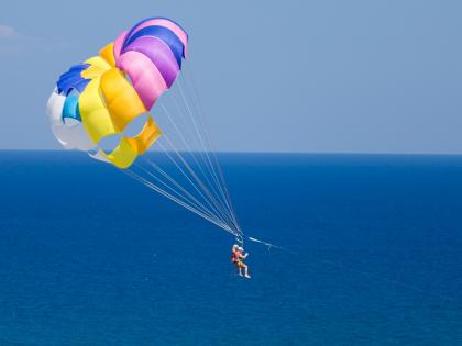 Ghansali type: sensation with unknown parachute | घणसोलीतील प्रकार : अज्ञात पॅराशूटमुळे खळबळ