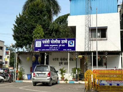 A quick encounter with an attacker who entered the house Stabbing on the neck with a knife, murder of a young man selling dabeli for no reason | घरात शिरलेल्या हल्लेखोराशी झटपट; गळ्यावर चाकूने वार, दाबेली विक्रेत्या तरुणाचा विनाकारण खून A quick encounter with an attacker who entered the house Stabbing on the neck with a knife, murder of a young man selling dabeli for no reason | घरात शिरलेल्या हल्लेखोराशी झटपट; गळ्यावर चाकूने वार, दाबेली विक्रेत्या तरुणाचा विनाकारण खून