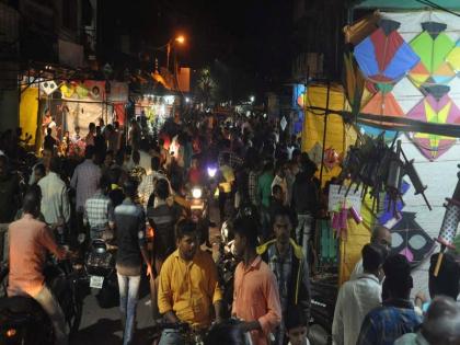 Cangjawar rises to Nandurbarita for Sankranti | संक्रांतीनिमित्त नंदुरबारात चढला पतंगज्वर