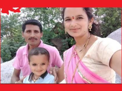 truck hit the bike from behind Husband and wife along with toddler died on the spot | दुर्दैवी! ट्रकची दुचाकीला पाठीमागून जोरदार धडक; पती-पत्नीसह चिमुकल्याचा जागीच मृत्यू