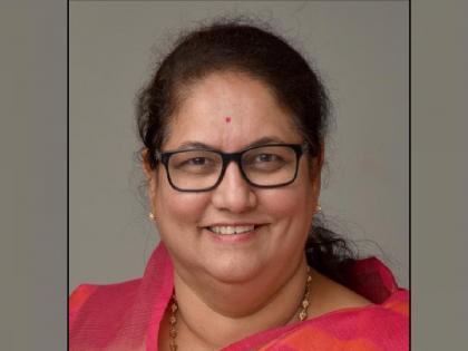 Congress rebel Jayashreetai Patil from Sangli will join BJP or NCP Ajit Pawar's faction | Sangli Politics: काँग्रेस बंडखोर जयश्रीताई पाटील यांच्या हाती घड्याळ की कमळ?