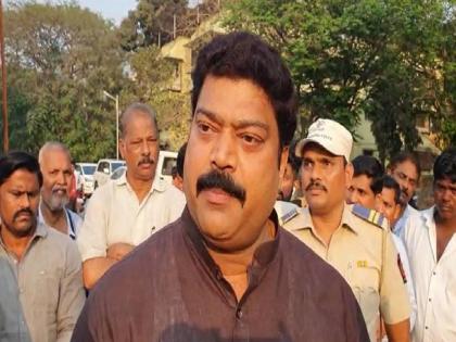  MNS MLA Raju Patil has demanded withdrawal of the seizure notice issued to 25 thousand flat holders in Palava | पलावा येथील २५ हजार फ्लॅट धारकांना बजावलेली जप्तीची नोटिस मागे घ्या - राजू पाटील 