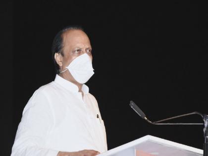 Ajit pawar in Pune: Ajit Pawar was interacting with party workers, at that time Ajan's voice came from the mosque | Ajit pawar in Pune: अजित पवार कार्यकर्त्यांशी साधत होते संवाद, तेवढ्यात मशिदीतून आला अजानचा आवाज...