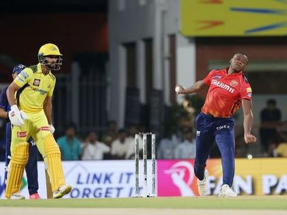 Bowlers earn, batsmen lose; Punjab lost the match in hand ipl match | गोलंदाजांनी कमावले, फलंदाजांनी गमावले; पंजाबने गमावला हातातला सामना