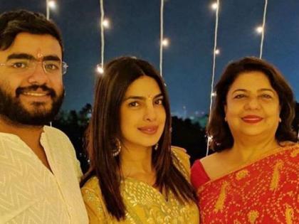 Priyanka Chopra’s mother Madhu Chopra reveals why they chose Jodhpur for wedding venue | म्हणून प्रियंका चोप्राने डेस्टीनेशन वेडींगसाठी केली जोधपुरची निवड