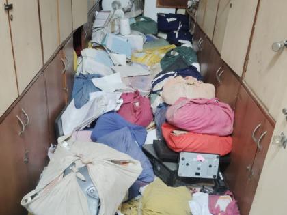 pimpari-chinchwad news piles of files in the town planning department municipal corporation's action plan program in the air | नगररचना विभागात फायलीच्या गठ्ठ्यांचे ढीग;महापालिकेचा कृती आराखडा कार्यक्रम वाऱ्यावर