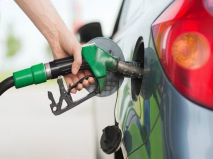 pimpari-chinchwad crime pay the installment or else you will have to fill the petrol for free; Petrol pump employee beaten up | आम्ही इथले भाई आहोत, हप्ता द्यावा लागेल; पेट्रोल पंप कर्मचाऱ्याला मारहाण pimpari-chinchwad crime pay the installment or else you will have to fill the petrol for free; Petrol pump employee beaten up | आम्ही इथले भाई आहोत, हप्ता द्यावा लागेल; पेट्रोल पंप कर्मचाऱ्याला मारहाण