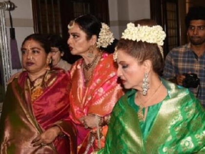 Rekha & sister Radha make heads turn in their traditional looks at a wedding reception | रेखा आणि राधा... दोन्ही बहिणींची स्टाईल बघून व्हाल कन्फ्युज्ड