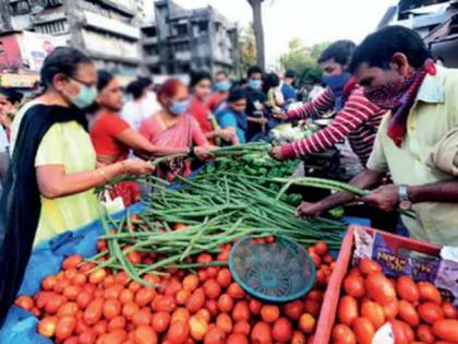 Coronavirus: Apple Mandi shuts down vegetable arrivals; Customers too | Coronavirus: भाज्यांची आवक थांबल्याने अ‍ॅपल मंडईची झाली कोंडी; ग्राहकही घटले